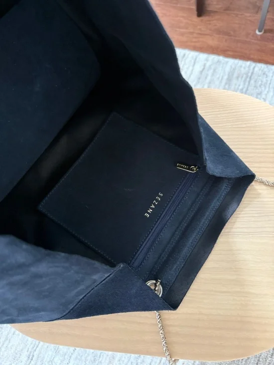 Sézane Gaby Suede Tote | Navy Blue | Gold Chain Strap | Large Bag w/ Dust Bag - Picture 3 of 7